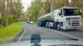 Driving Down Springbrook Mountain || QUEENSLAND