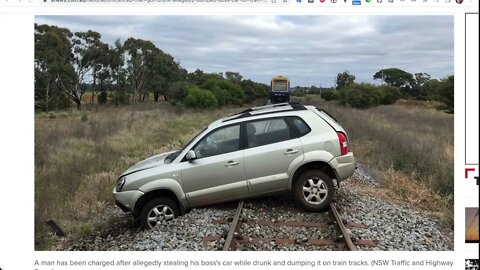 據稱，無證醉酒司機偷了老闆的車，把它停在火車軌道上