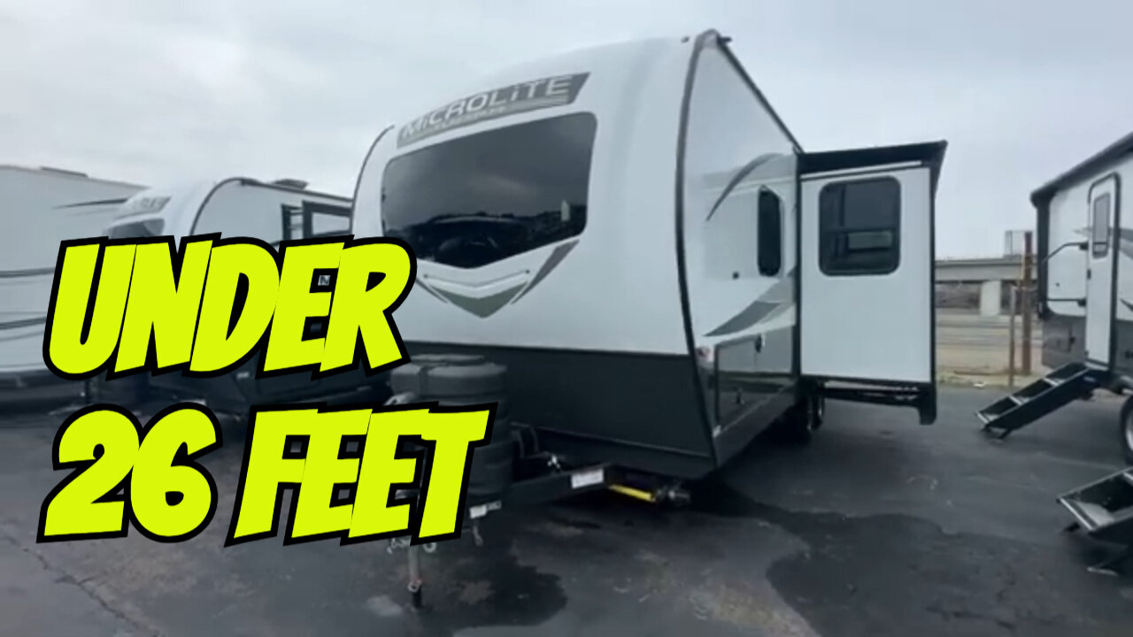 HALF TON towable travel trailer with that FEELS bigger!