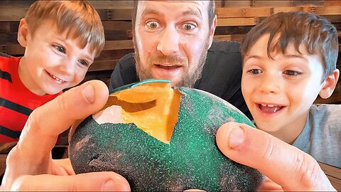 What’s INSIDE of our Emu Eggs?