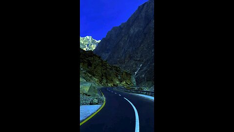 the beauty of the Karakoram highway🇵🇰🇵🇰