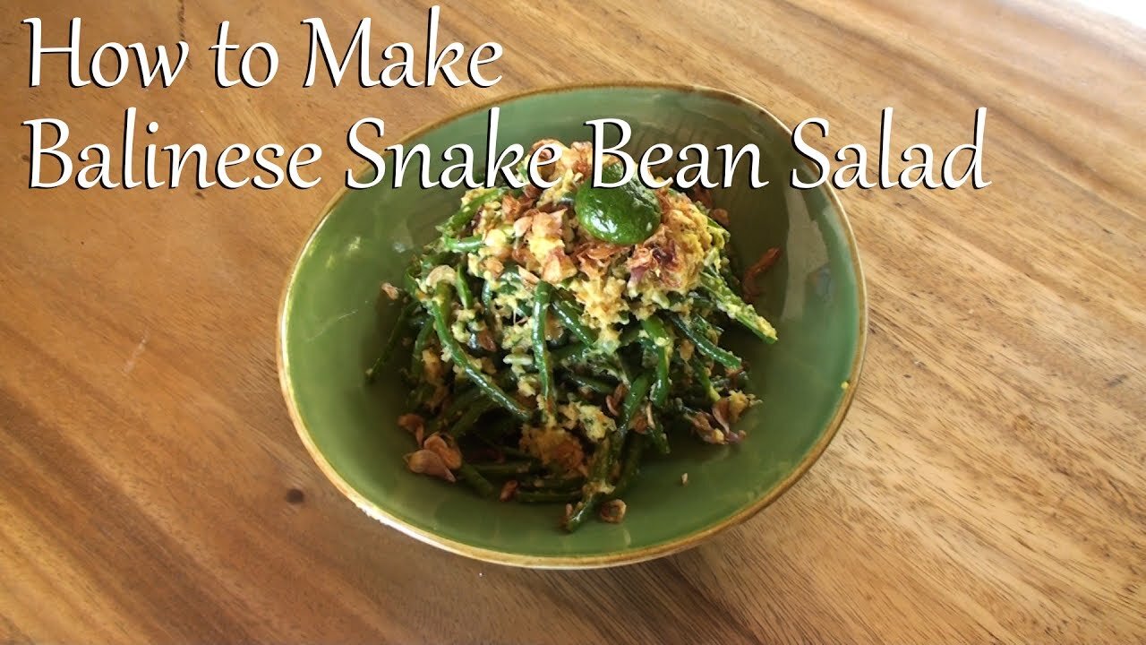 Balinese Snake Bean Salad (Guah Kacang Meurab)