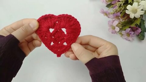 How to make a crochet heart ( Left - Handed ) - crafting wheel.