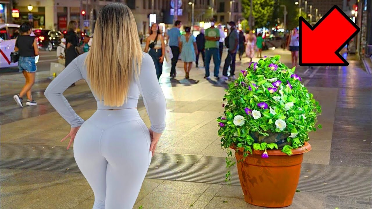 Bushman prank...pretty girl and boy gets scared 😱