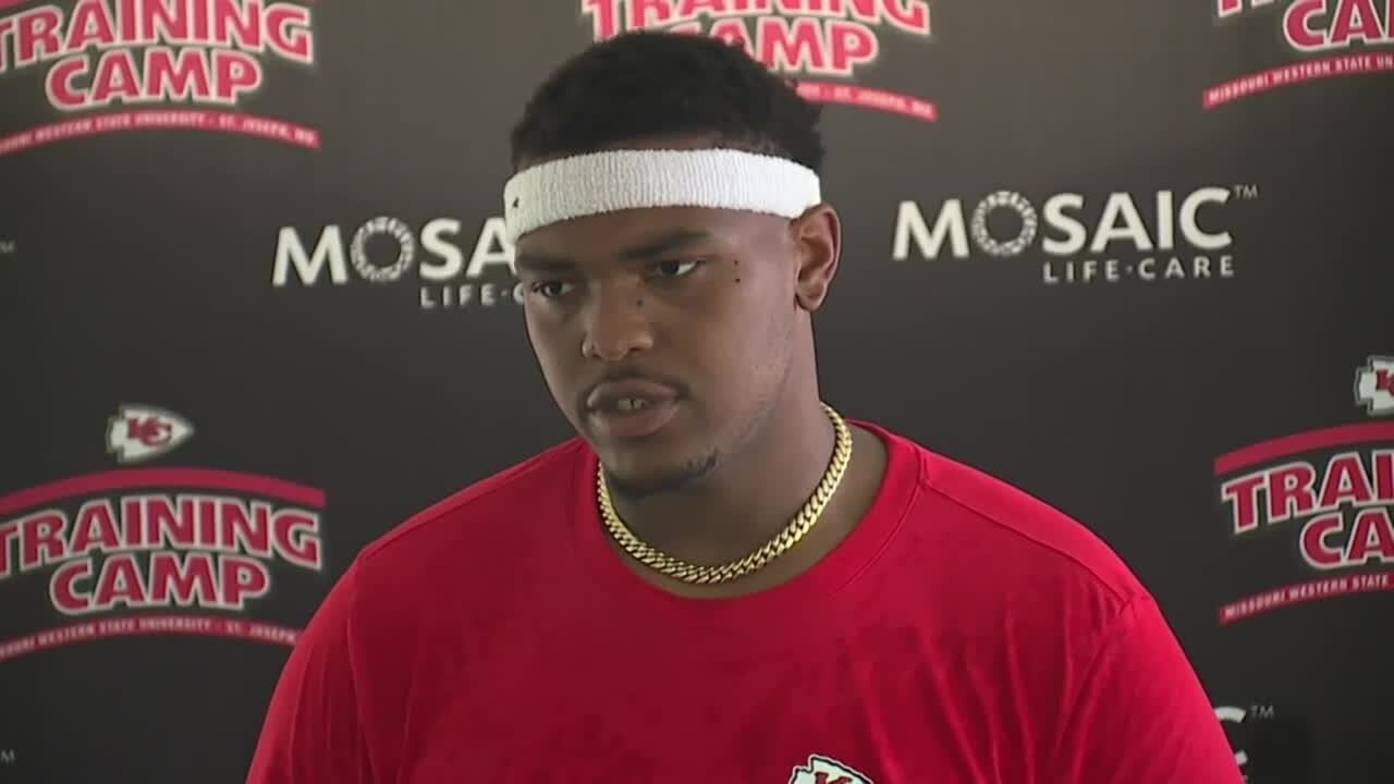 Chiefs LT Orlando Brown Jr. speaks after reporting to camp