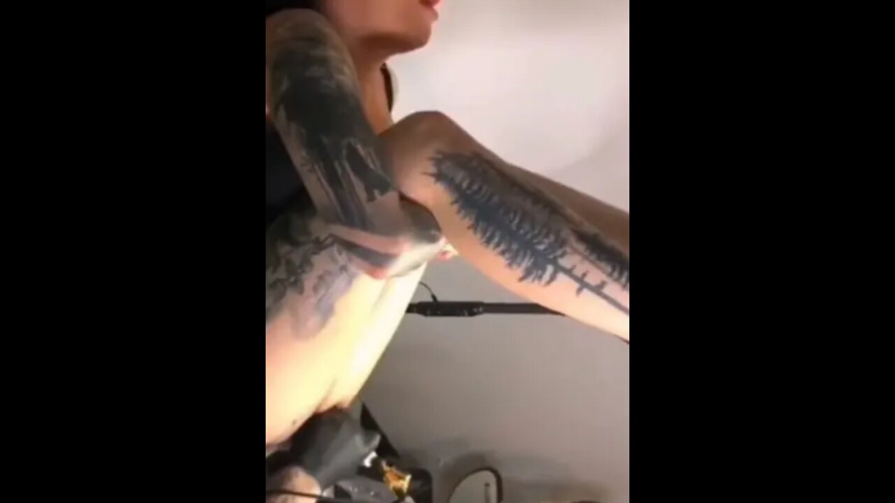 tattoo girl roast video // mint roster🤬 #shorts #trendshorts #viral