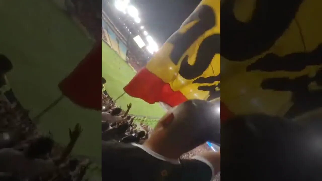 Torcida do Vasco cantando alto Ô balancê balancê ²