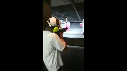 shooting an m16 & glock