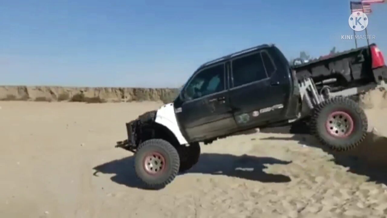 Sport trac episode 2, reassembly and some dirt action