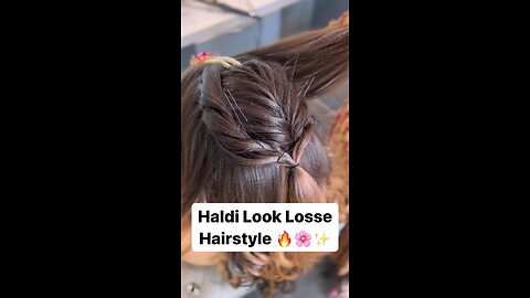 Haldi Look Losse Hairstyle