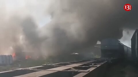 Footage of strong fire that broke out in Russia's Krasnodar region