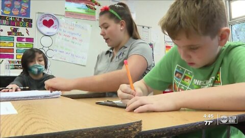 Aspiring Pasco teachers get a taste of their future