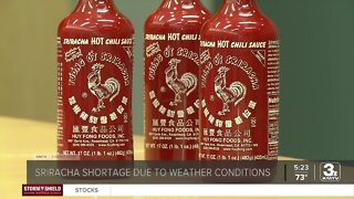 Maker says sriracha shortage looms, blames 'crop failure'