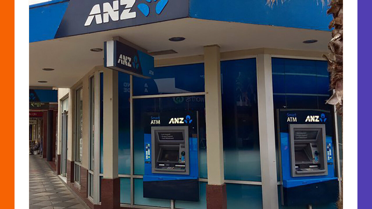 Australia Quietly Removing Thousands of ATMs