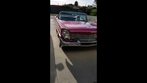 1958 Lincoln Continental top up