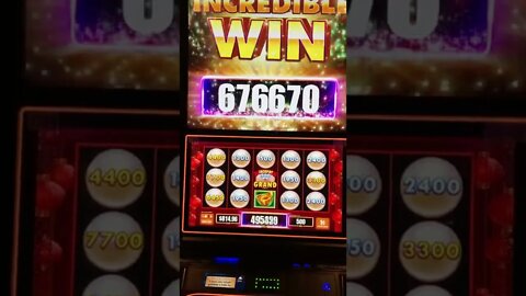 HUGE HANDPAY!!!....Chukchansi Gold Resort and Casino - The Vault