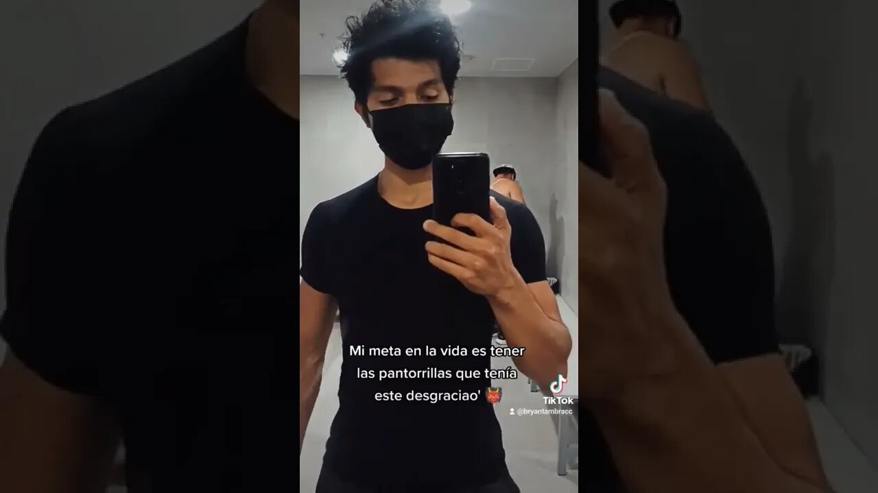 Mi Meta en la Vida es Tener las Pantorrillas que Tenía Este Desgraciao' 👹