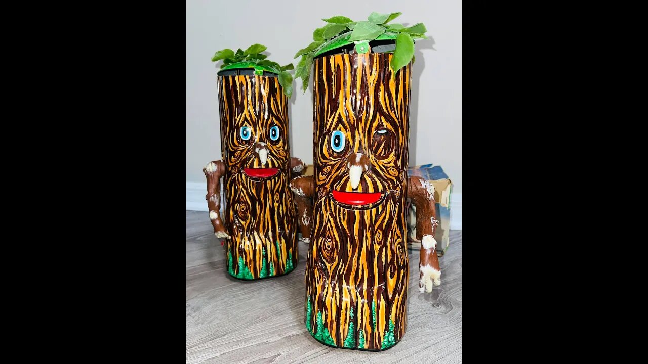 Marx Whistling Spooky Kooky Tree Lighter color examples