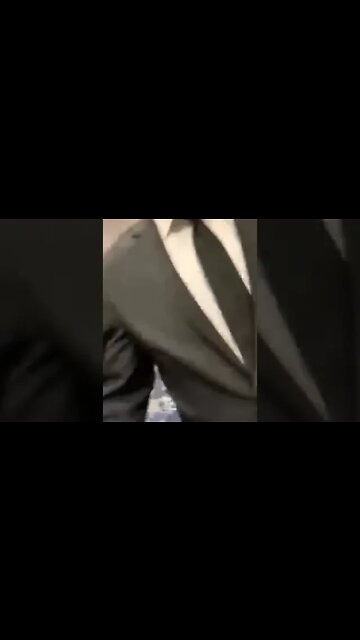 The Minister of Foreign Affairs of Canada, Mélanie Joly, was interrupted mid speech #ukraine