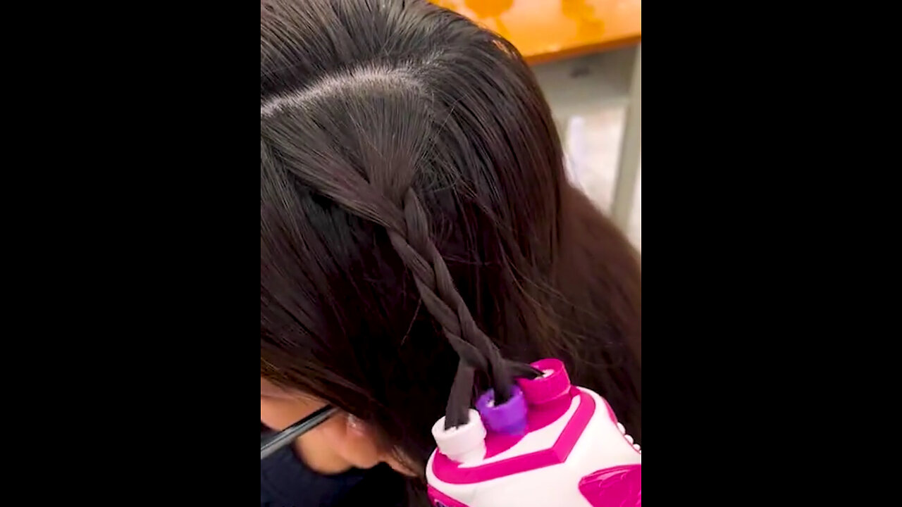 Check out this incredible hair braiding tool that saves time and effort! 🎀✨