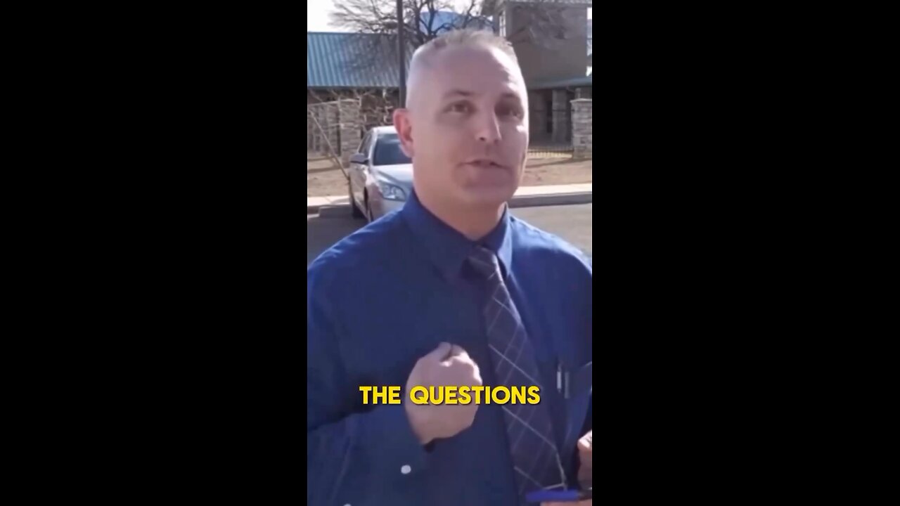 Asking cops 👮🏽♂️ the same silly questions they ask us.