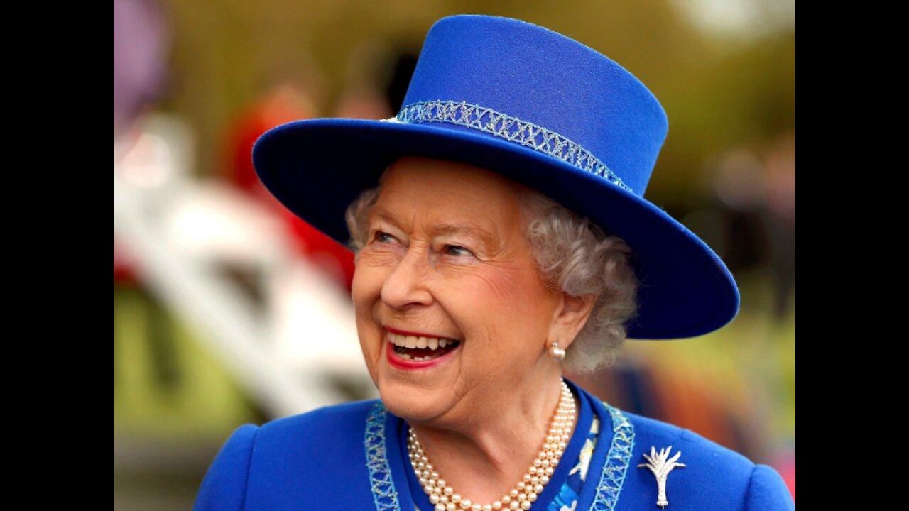 10 Minutes: Queen Elizabeth II; Past, Present, Future