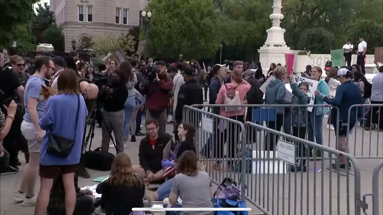 What is this Beta Male Doing at the Supreme Court? Lol