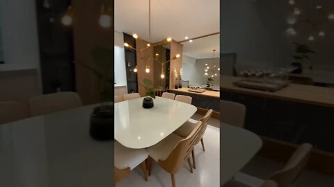 Cristaleira em sala de jantar!