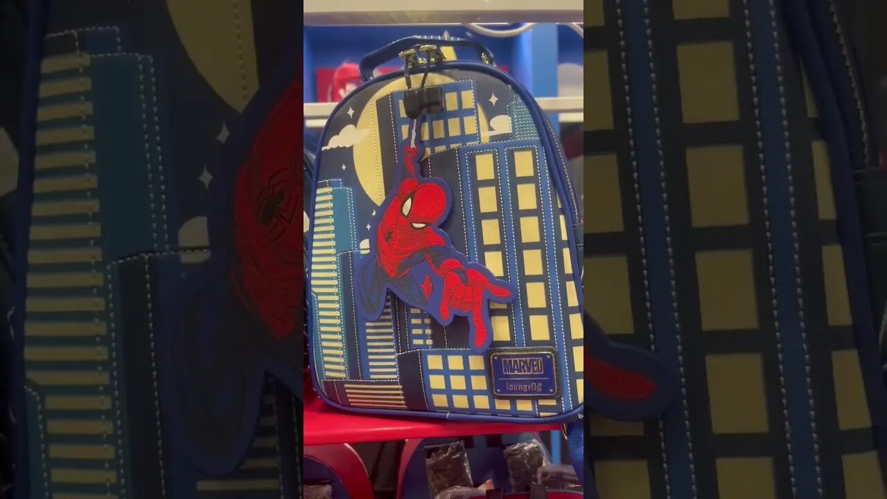 Universal Studios mini backpacks 🎒#universalorlando #minibackpack #shorts #uoap