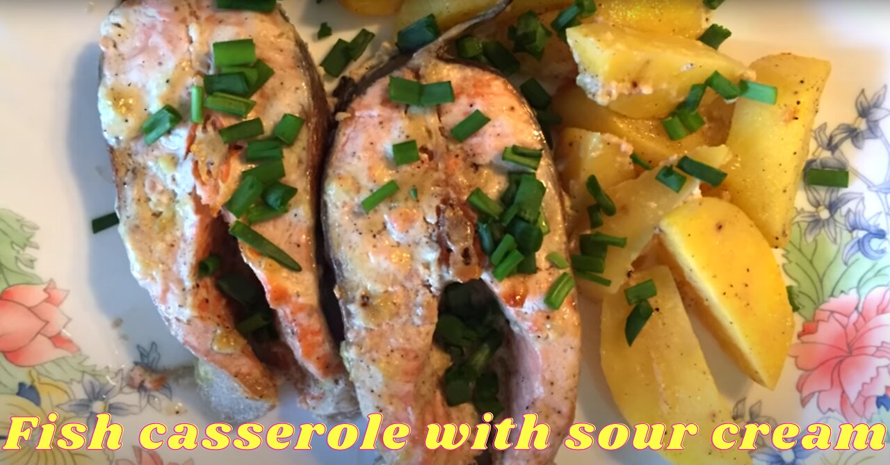 Fish casserole with sour cream