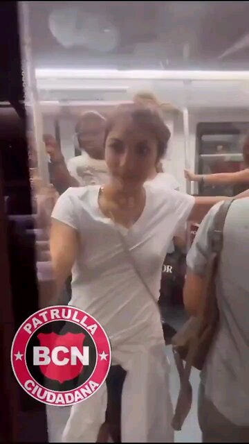 Woman exposes a pickpocketing couple