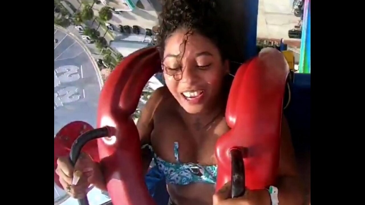 Slingshot ride Oopps watch til the end