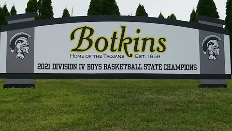 #bonus #footage Walking In Botkins, Ohio Park #kidfriendly