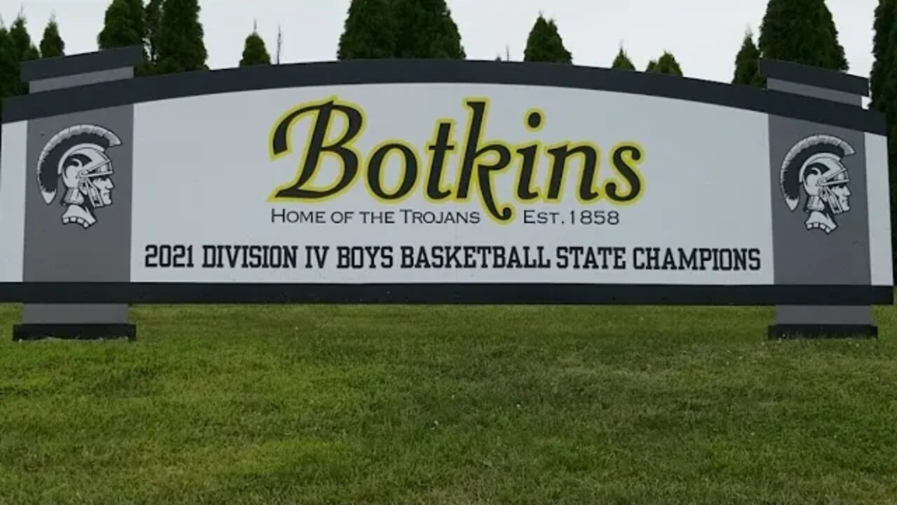 #bonus #footage Walking In Botkins, Ohio Park #kidfriendly