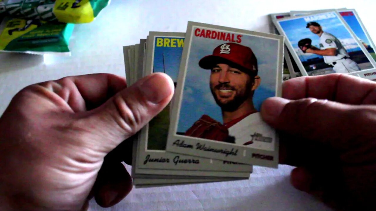 2019 Topps Heritage High Number Value Pack Break | Xclusive Breaks