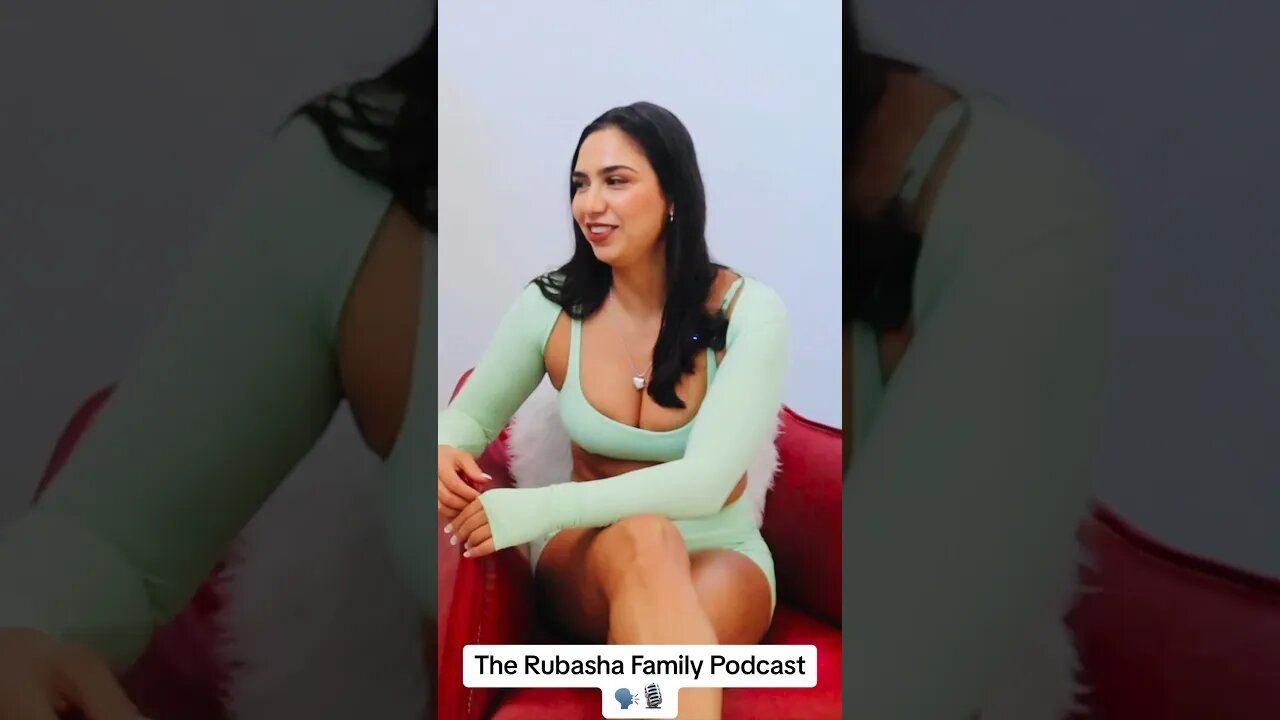 Is she flirting with me??? #shorts #funny #memes