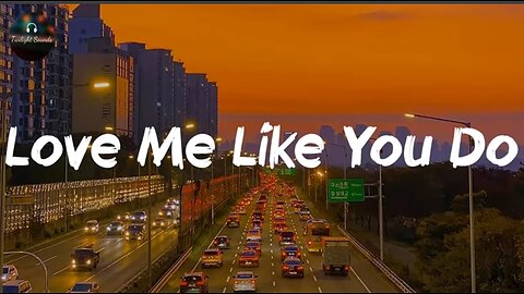 Ellie Goulding-Love Me Like You Don't (lyrics)