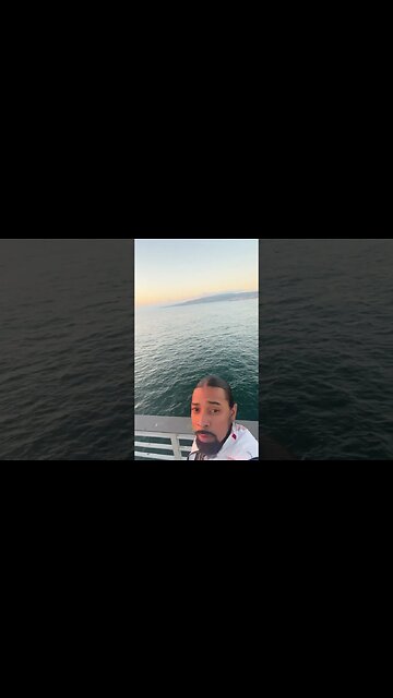 I never been out here this far in the ocean lol I’m lying I been on a boat when I was lil lol