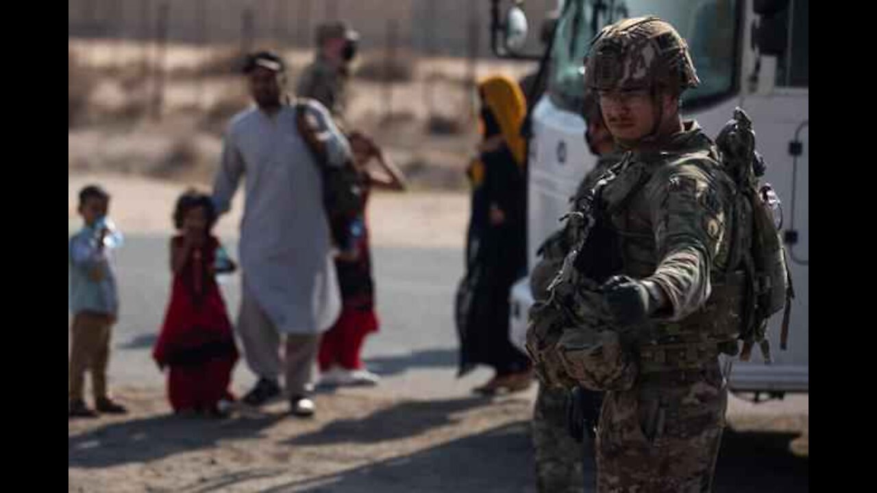 Evacuation Endgame Approaches as Taliban and Biden Hold Fast to Aug. 31 Deadline