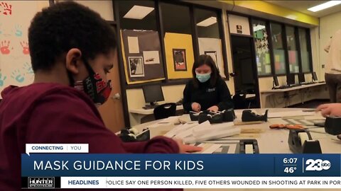 Health Experts: too soon to stop masking kids in school