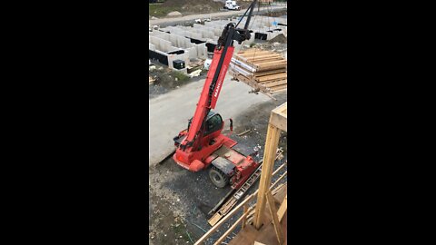 Forklift operator 🏗 Landing wall stacks