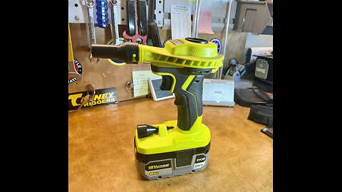 Bench tip: use a cordless inflator as a dust gun