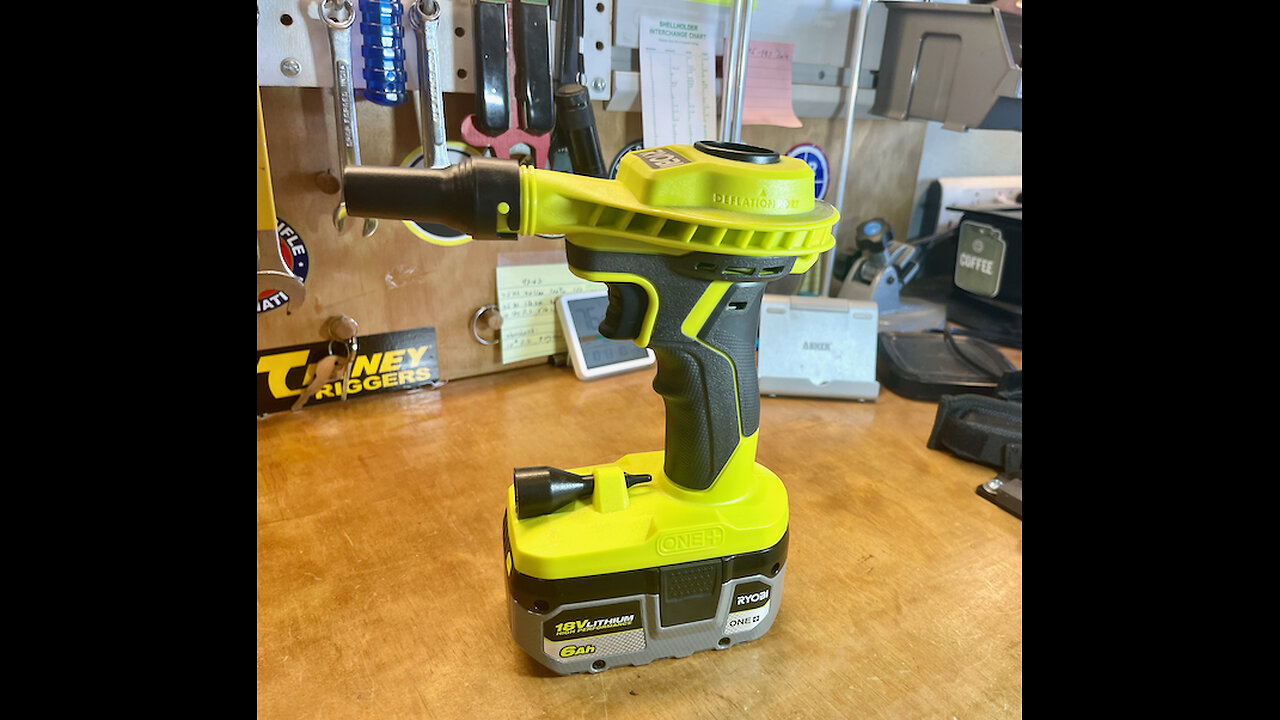 Bench tip: use a cordless inflator as a dust gun