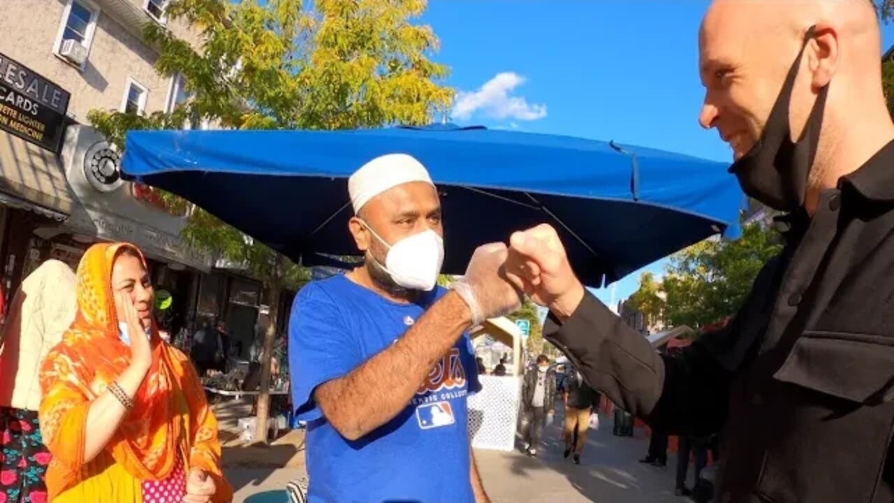 New York City's Most Diverse Neighborhood - Finding Pakistani Food 🇺🇸