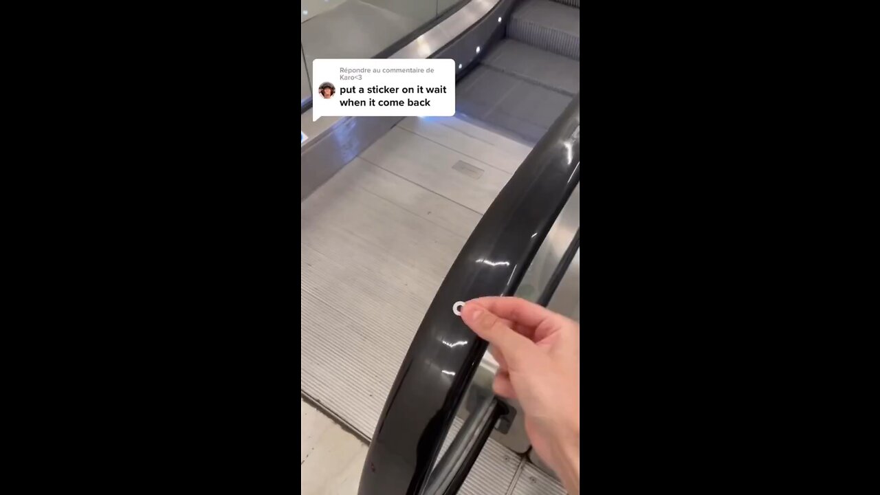 Cleaning Escalator ￼Prank