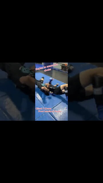 Suplex to Anaconda Choke