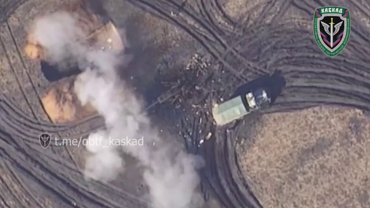 Brutal: Russian Lancet Blows Away M777 And Its Crew Near Ugledar