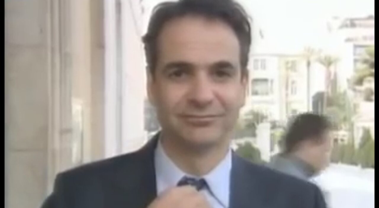 Μακελειό - Τραγούδι "Μαλάκες" | makeleio.gr