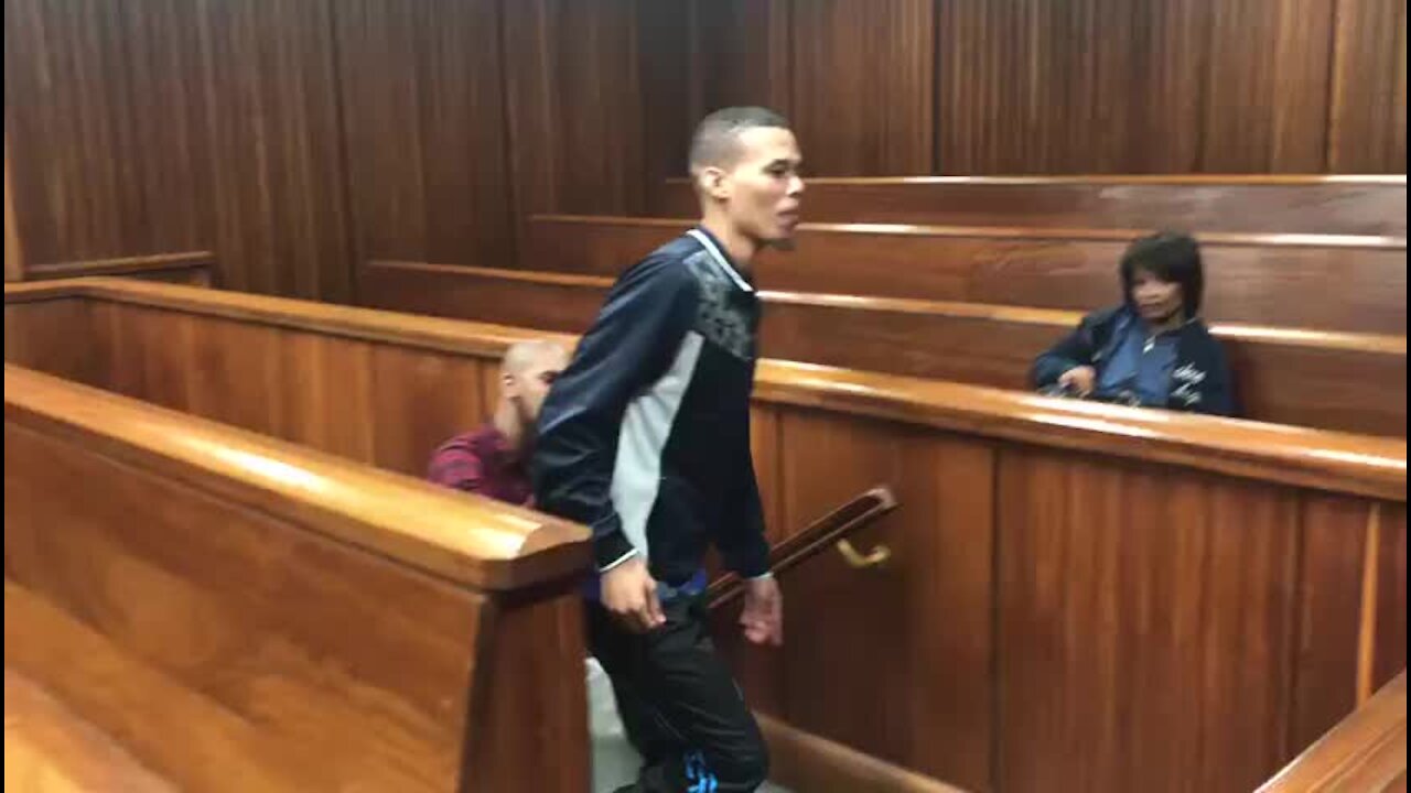 Port Elizabeth cop not off the hook for murder as co-accused walk free (HVQ)