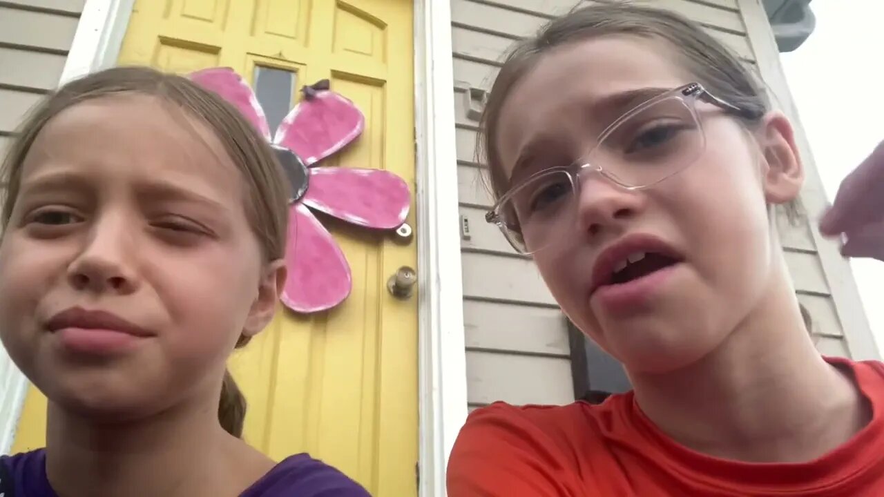 Sisters try Freeze Dried Sour skittles #skittles #candy #review #eating